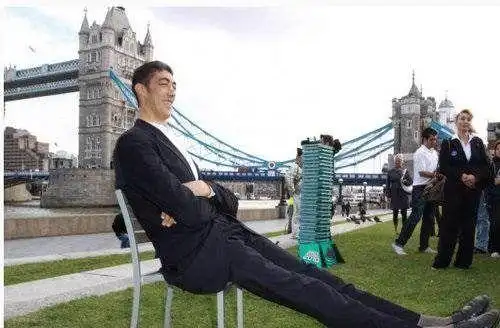 世界10大个子最高的巨人中国四人上榜个个身高超姚明